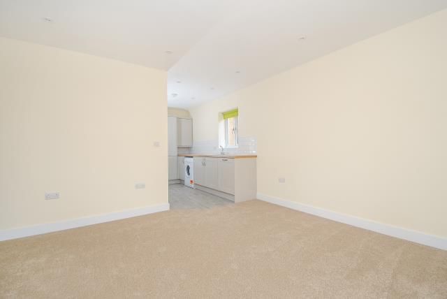 Property photo 3 of 9 Internal View