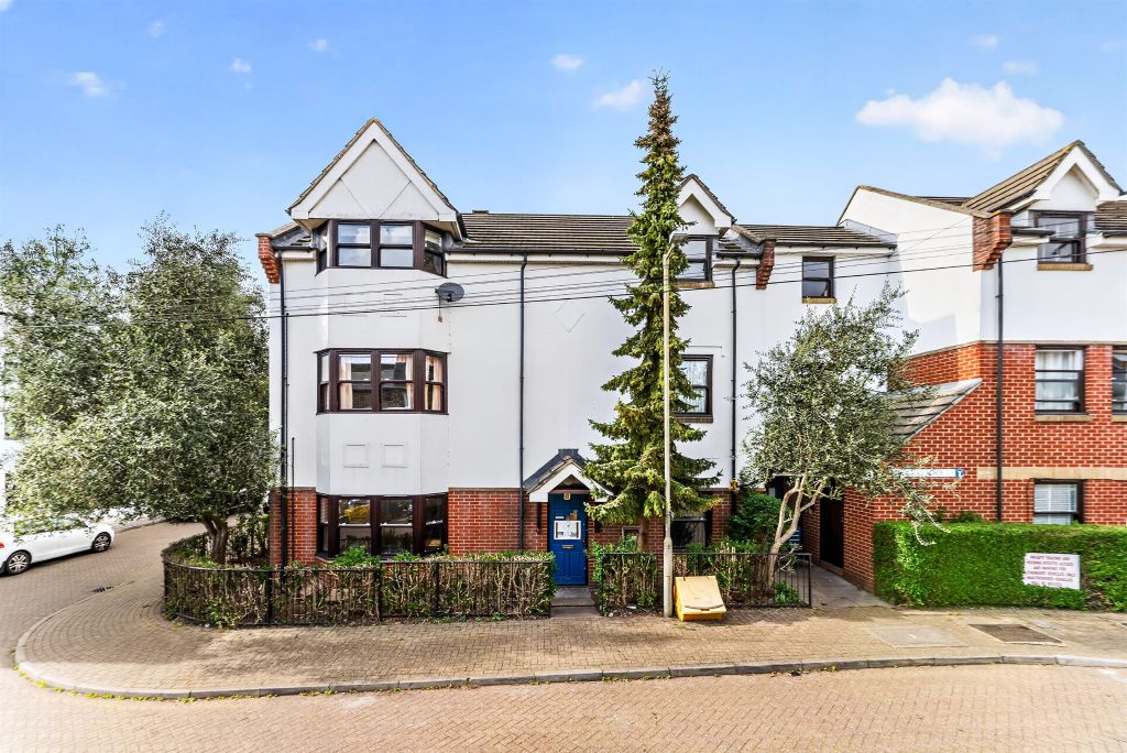 Property photo 1 of 7