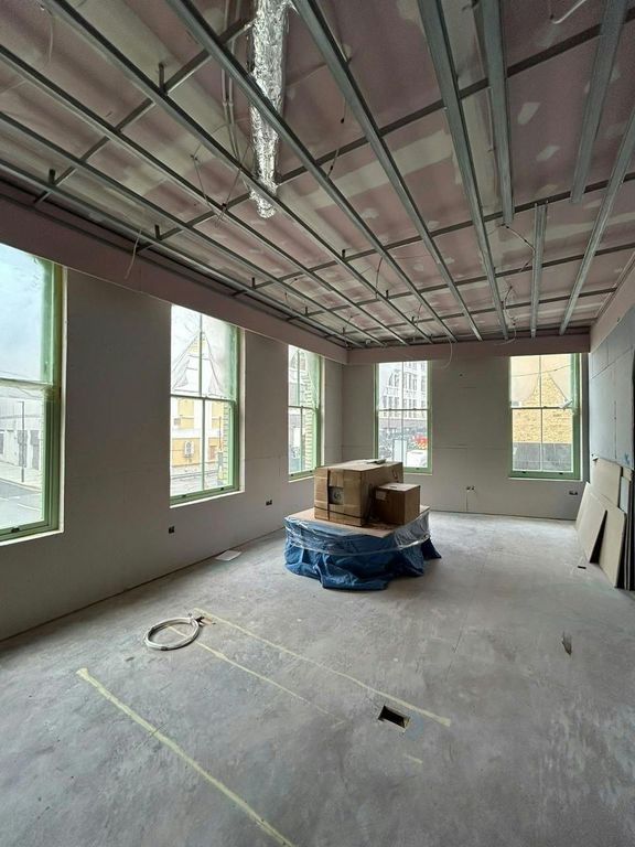 Property photo 2 of 6 1st Floor