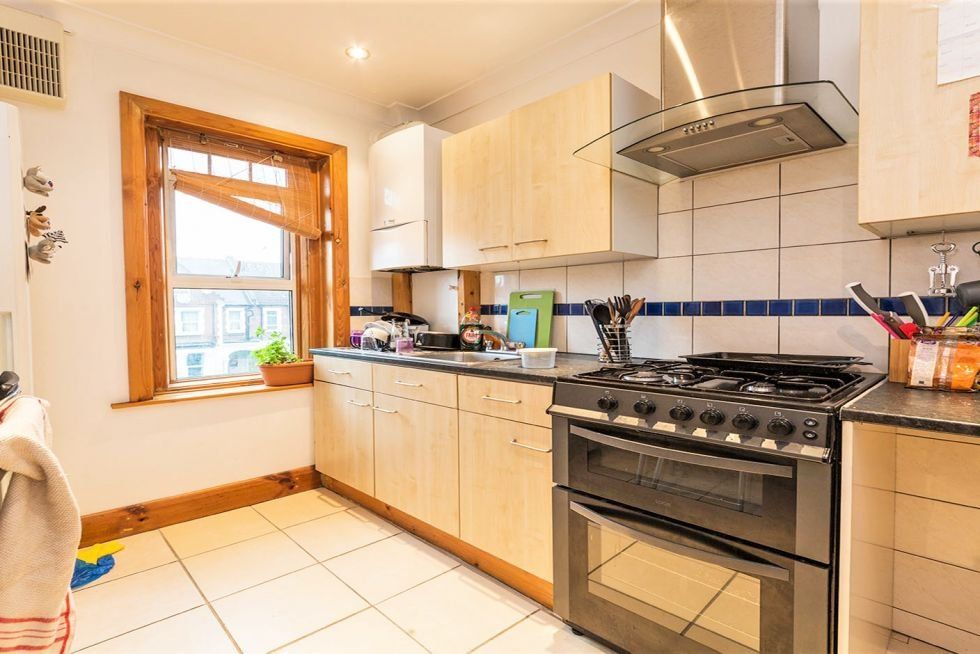 Property photo 2 of 11