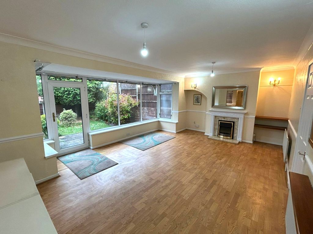 Property photo 2 of 15 Picture No. 10