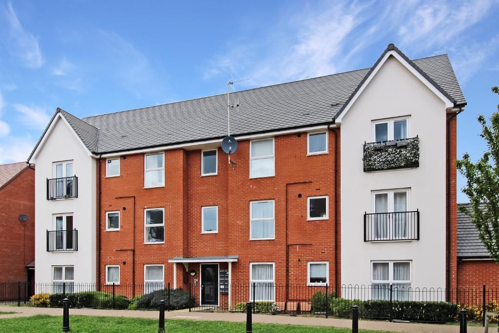 Property photo 1 of 8 Front