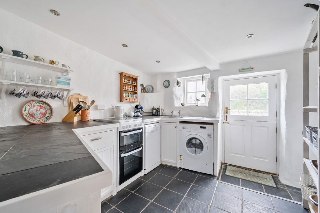 Property photo 3 of 26 53597110