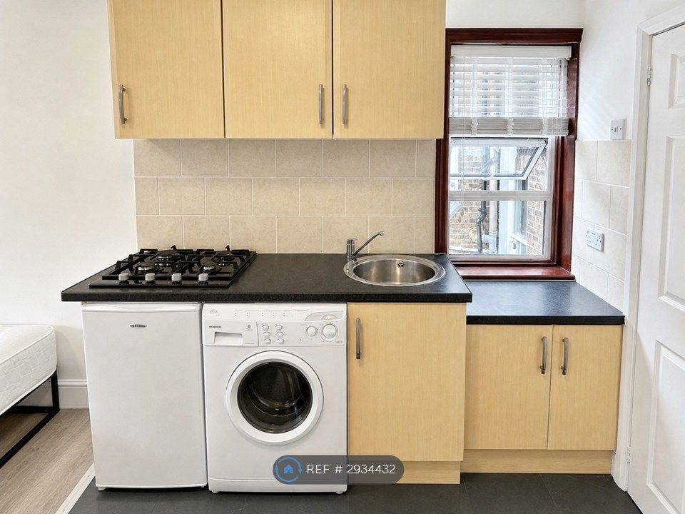 Property photo 2 of 5
