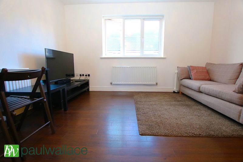 Property photo 3 of 7 Lounge