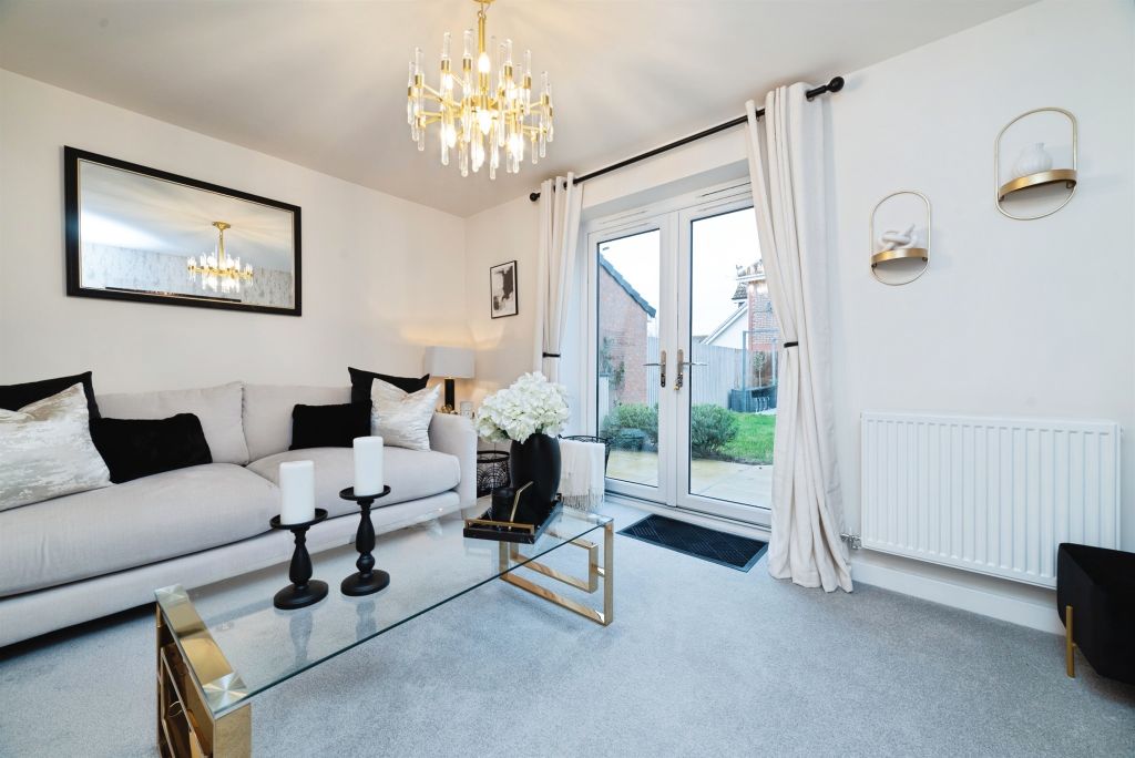 Property photo 3 of 11