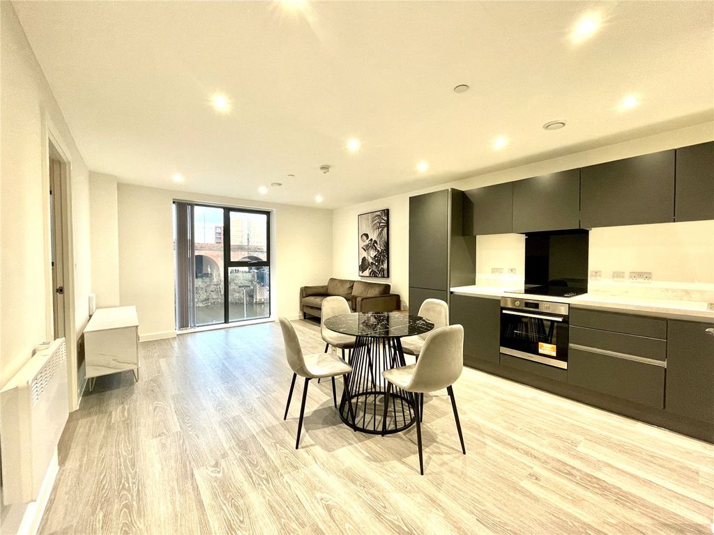 Property photo 2 of 9 Picture 2