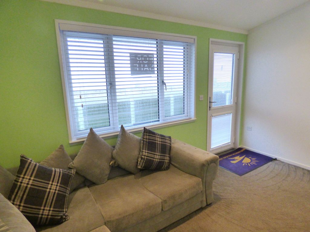 Property photo 2 of 20 Open Plan Lounge/Diner/Fitted Kitchen