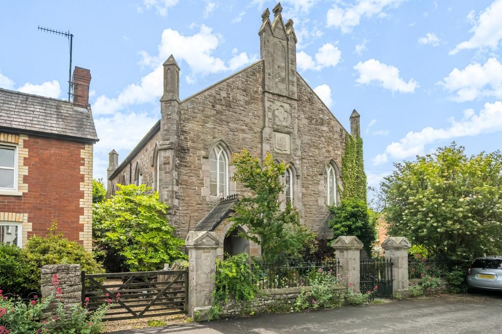 Property photo 1 of 22 External View