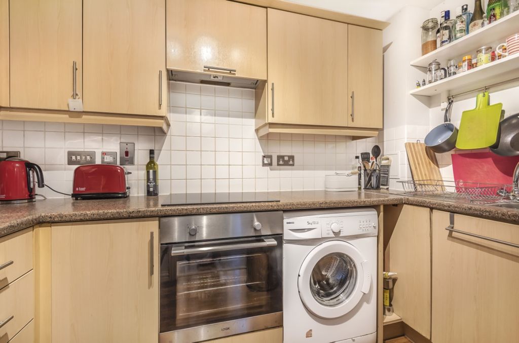 Property photo 3 of 6 565523 (5)