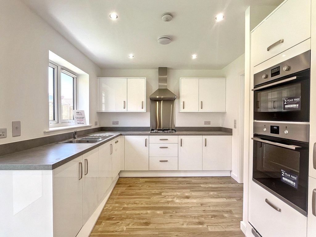 Property photo 2 of 14 Not Specified