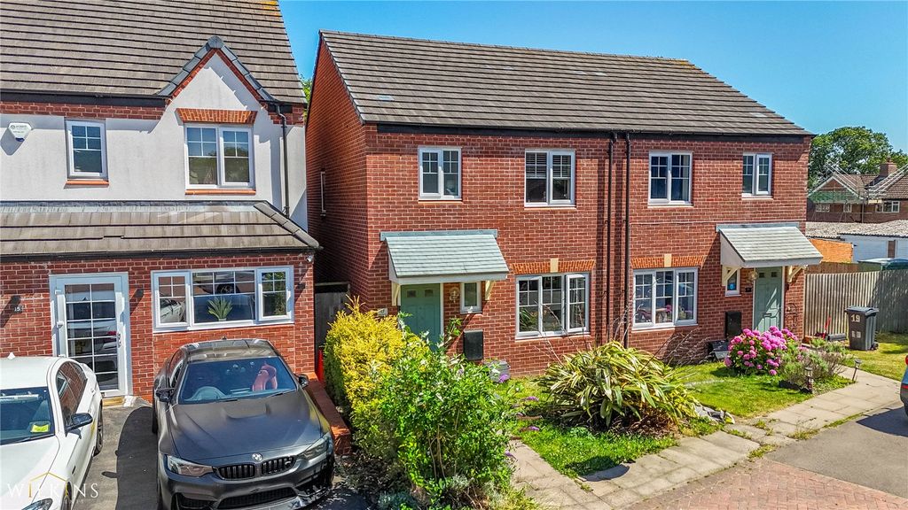 Property photo 2 of 23 Picture No. 02