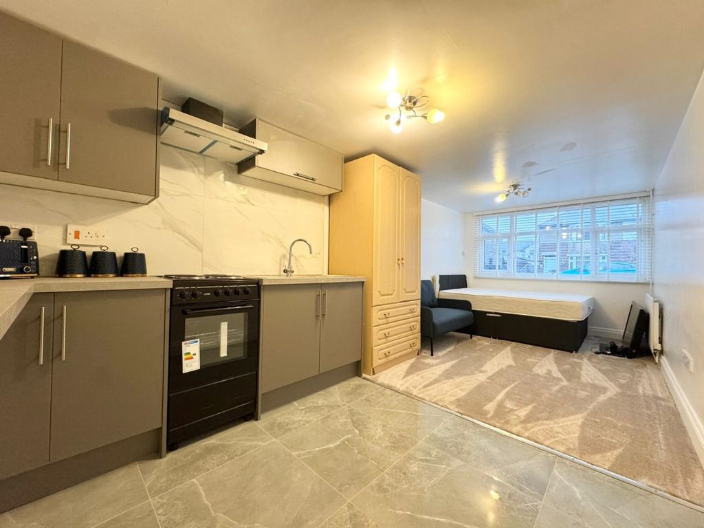 Property photo 1 of 3 Photo-2025-12-23-14-44-27