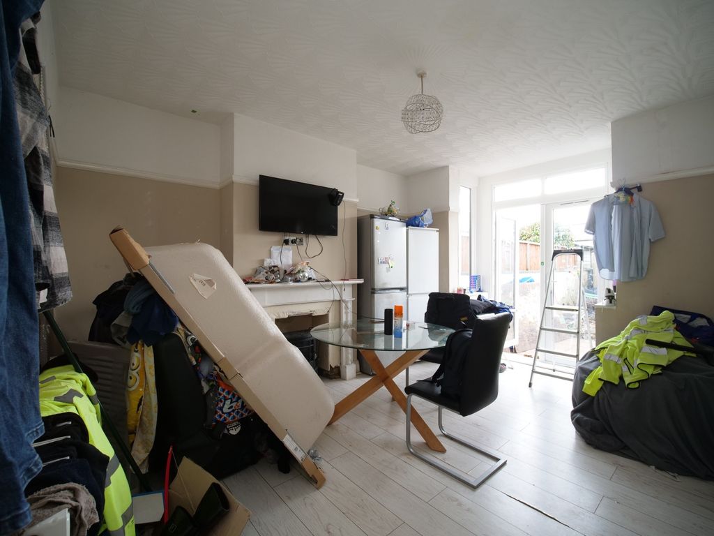 Property photo 2 of 18 Image 1