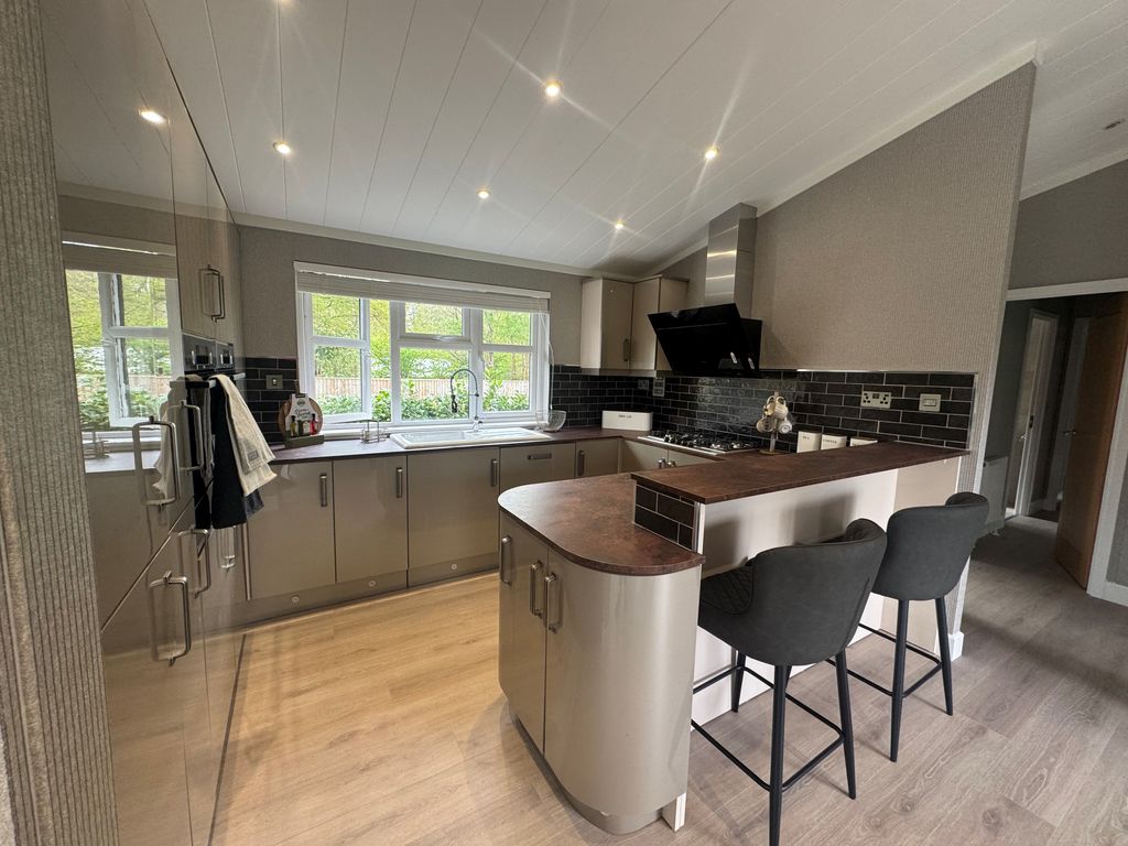 Property photo 3 of 12 26A - Kitchen 2 Warren Park 3