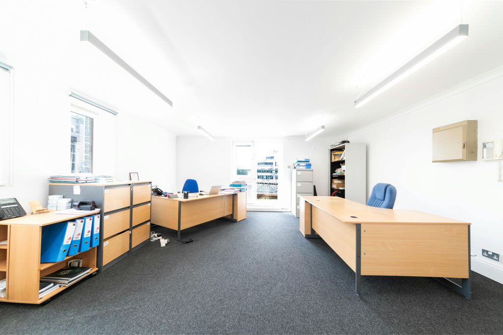 Property photo 1 of 14 Suite 3, 17 Pepper Street -2.Jpg