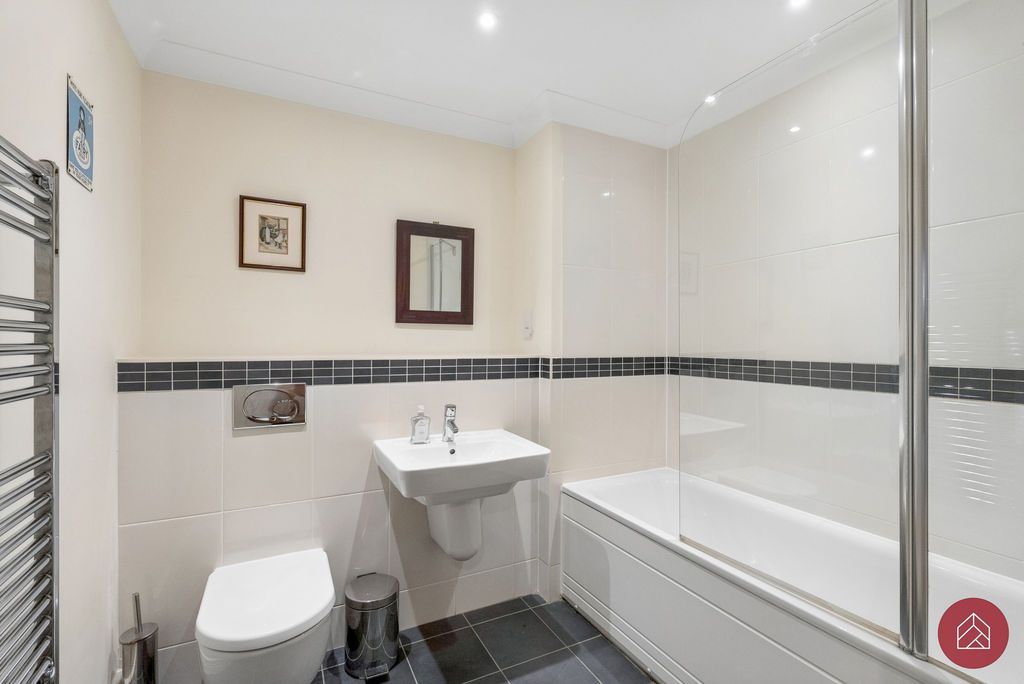 Additional image 13 of 2 bed flat for saleWalton Well Road, Oxford City OX2
