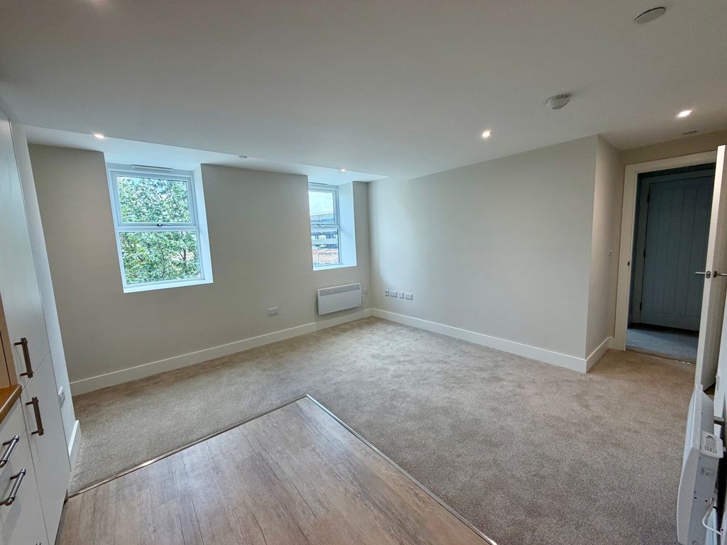 Property photo 2 of 5 Image
