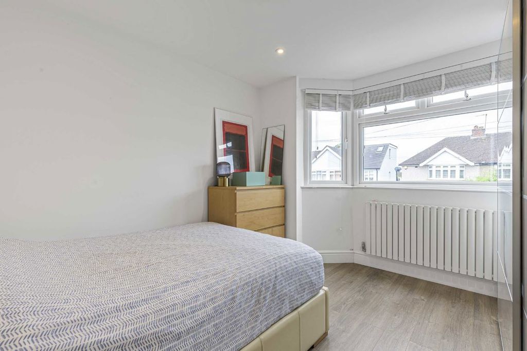Additional image 8 of 3 bed semi-detached house for saleEllington Road, Feltham TW13