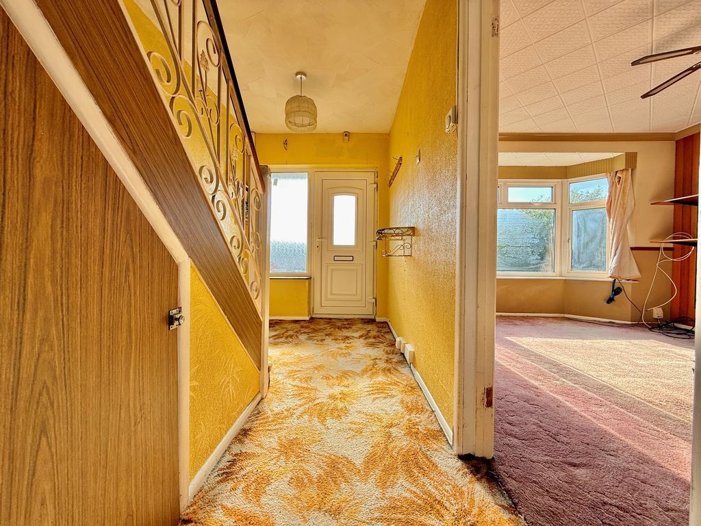 Property photo 3 of 19 Photo 3