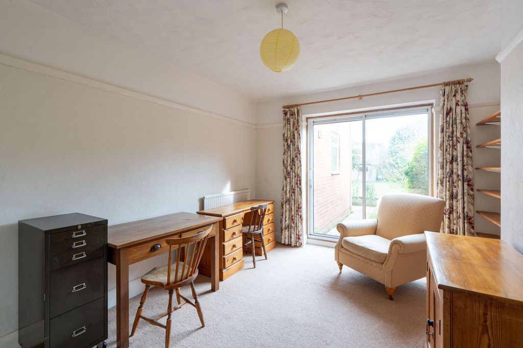 Property photo 3 of 16 Reception