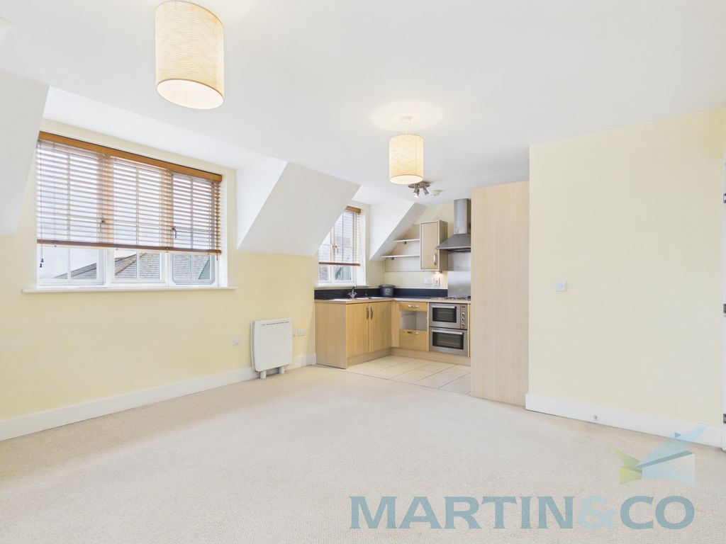 Property photo 3 of 7 Cam01059G0-Pr0365-Still004
