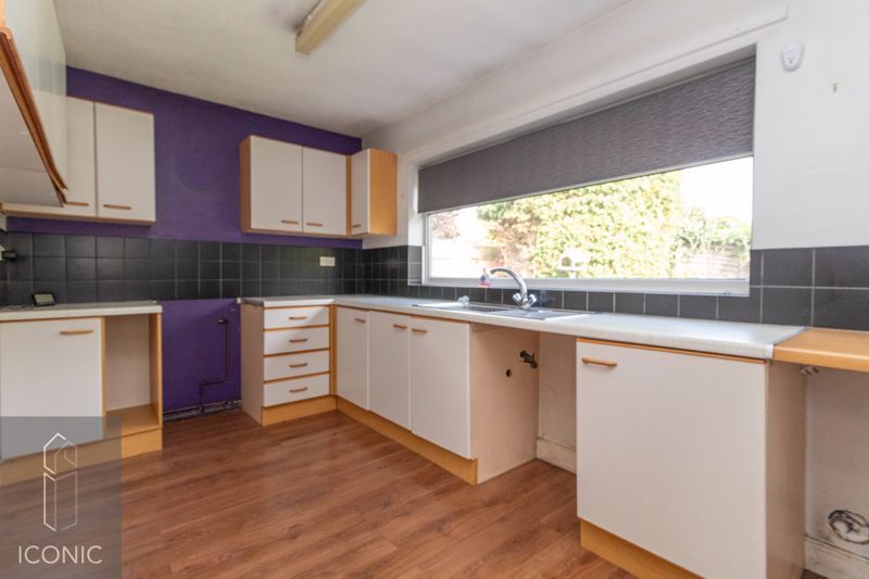 Property photo 3 of 10 Photo 2