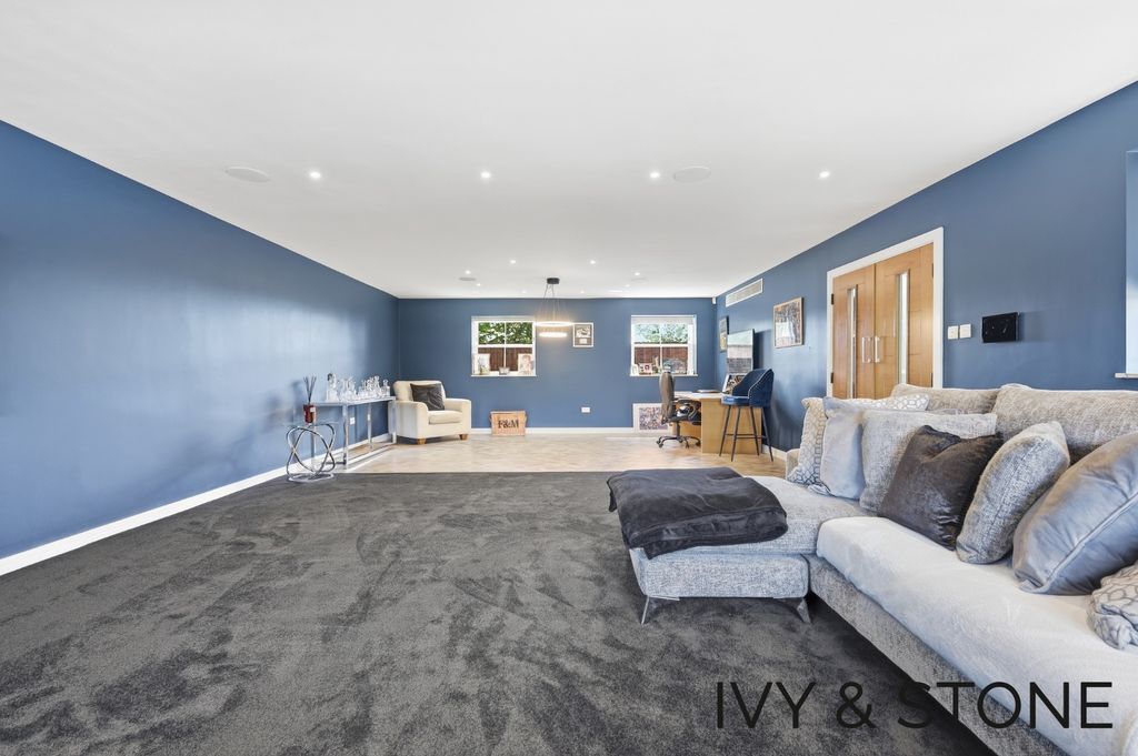 Additional image 14 of 3 bed detached house for saleChalk Lane, Harlow, Essex CM17