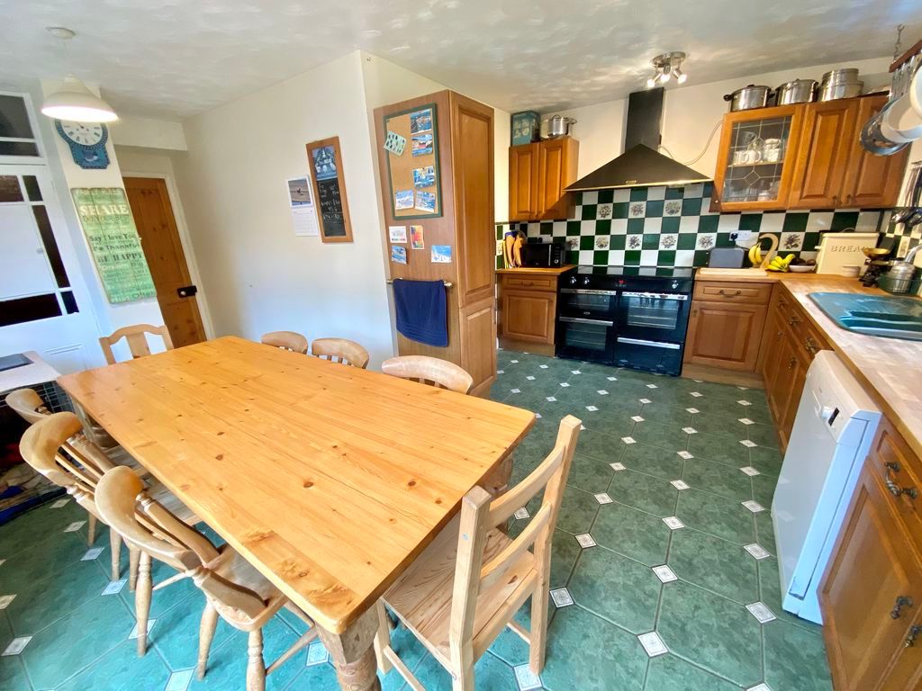 Additional image 12 of 7 bed detached house for saleSouthampton Road, Fareham PO16