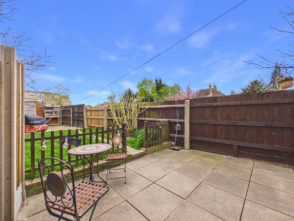 Property photo 3 of 17 Picture No. 15