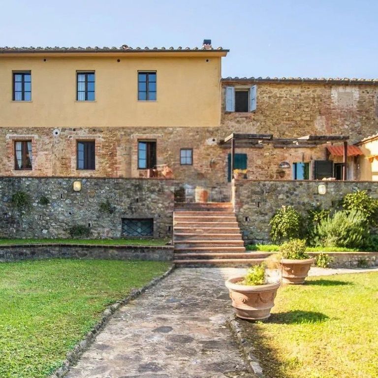 Property photo 1 of 15 Rustic Country House In Chianti, Tuscany