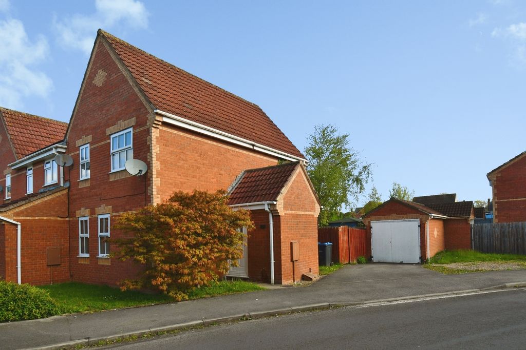 Property photo 1 of 9 Pbox-Img.Jpg