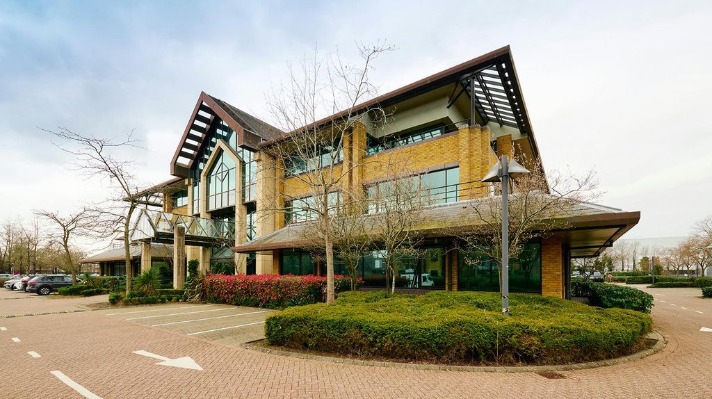 Property photo 1 of 10 Exterior Park  Doosan House_Nsp7835 1 Low Res Srgb.Jpg
