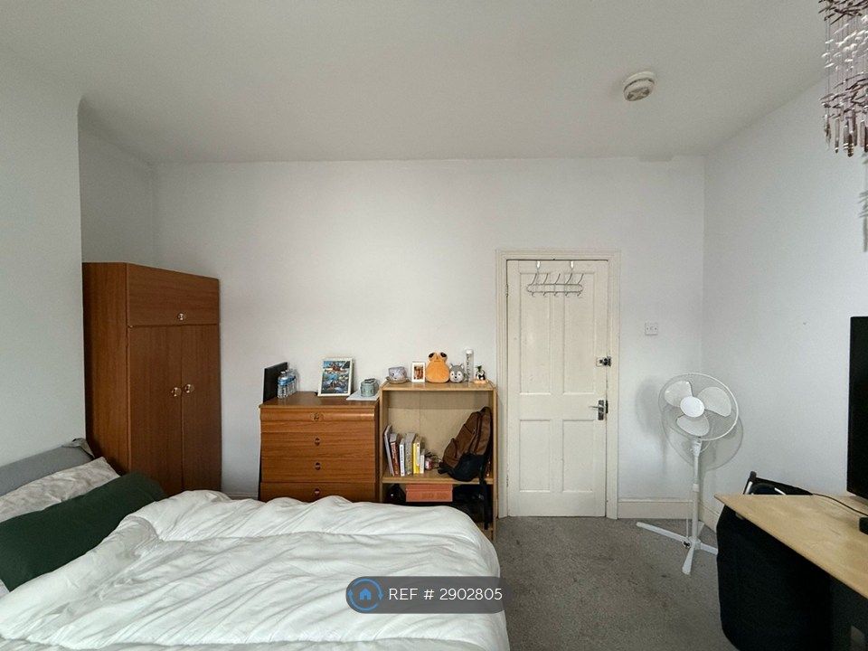 Property photo 3 of 4