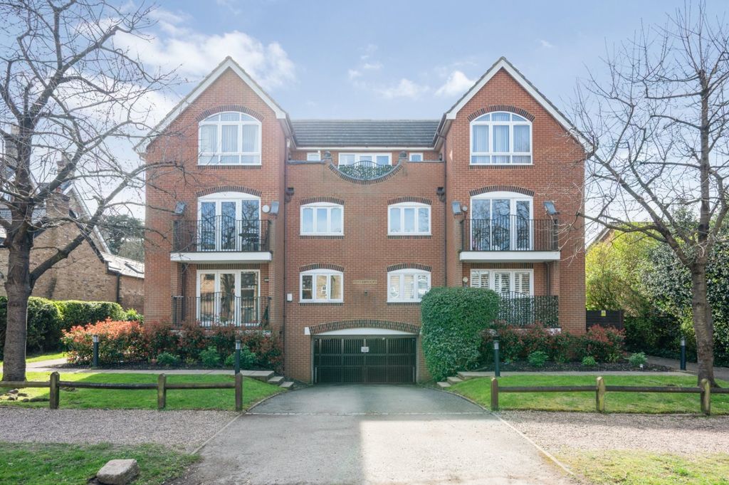 Property photo 1 of 11 Picture No. 14