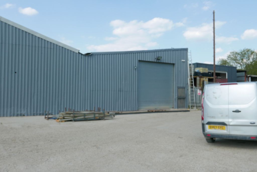 Property photo 2 of 3