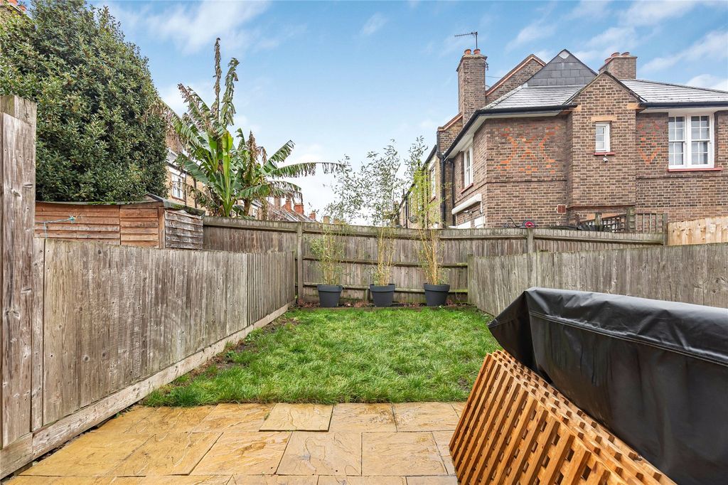 Property photo 3 of 15 Picture No. 19