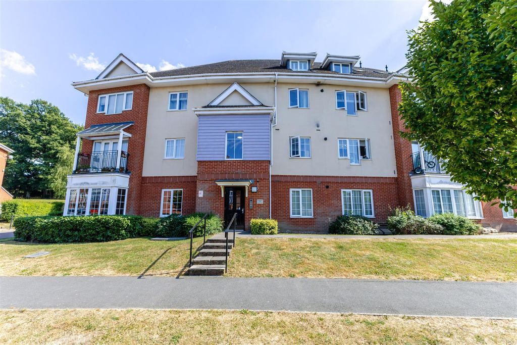 Property photo 1 of 21 External 1.Jpg