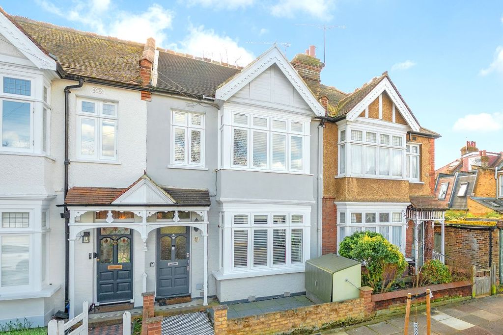 Property photo 1 of 27