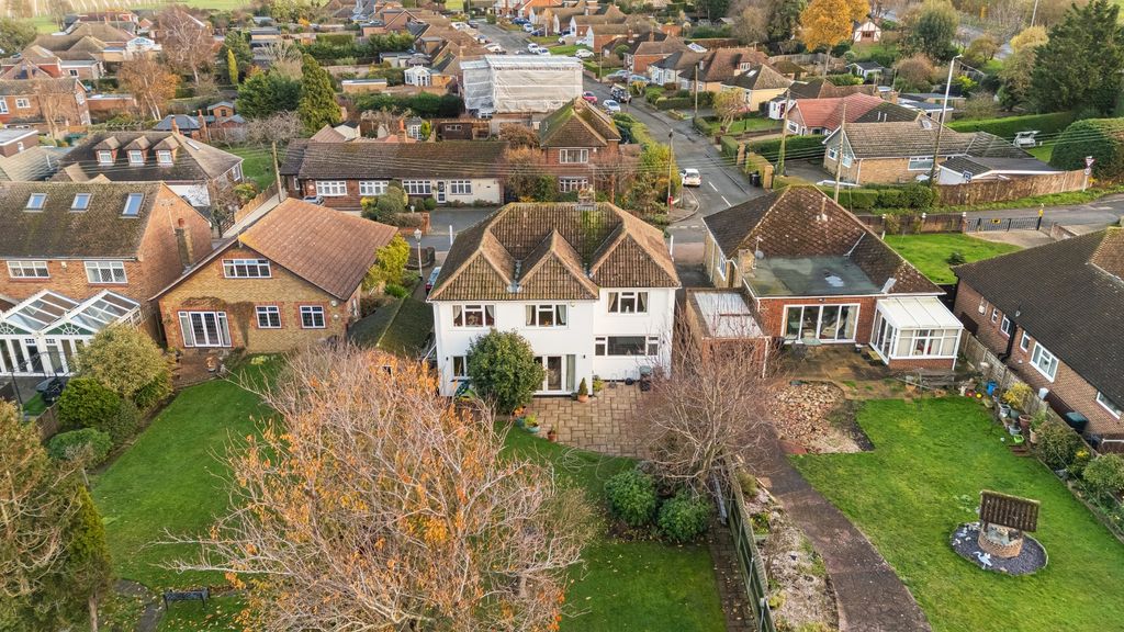 Property photo 2 of 29 3485886