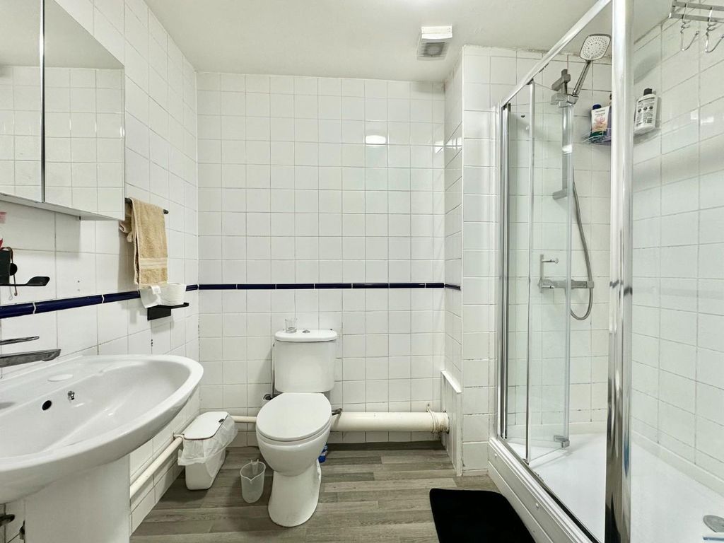 Property photo 3 of 11 Img_2338.Jpg