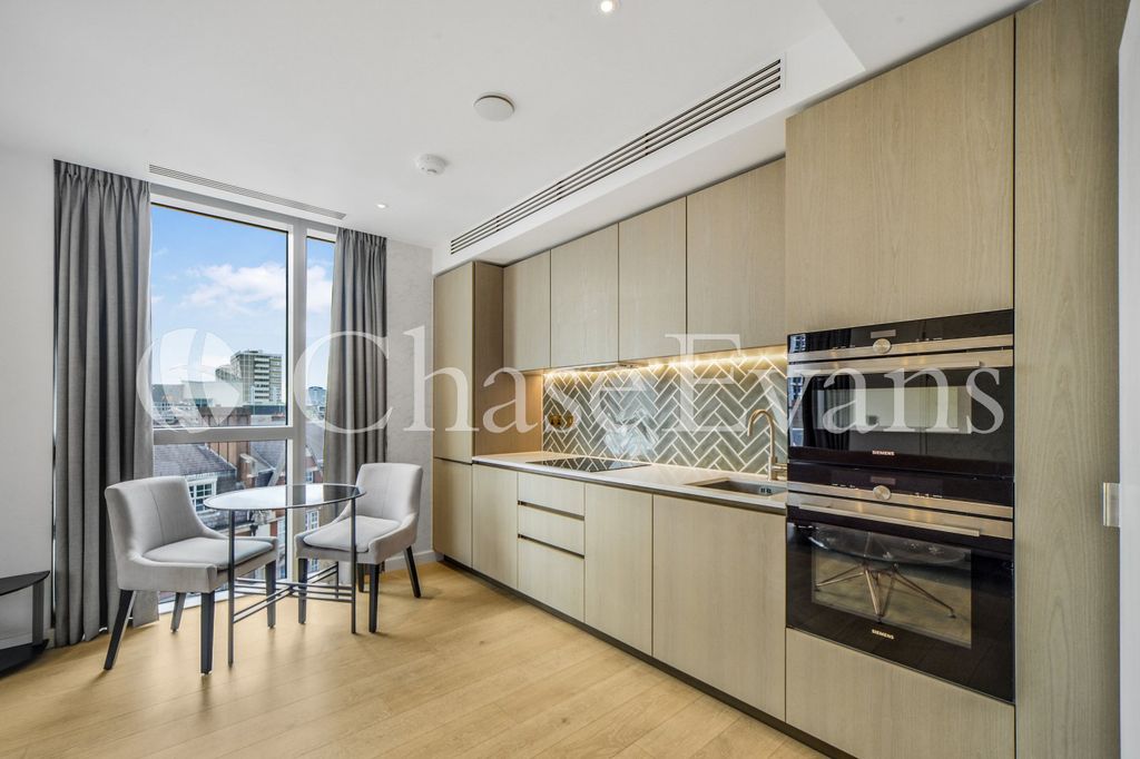 Property photo 2 of 16 Kitchen