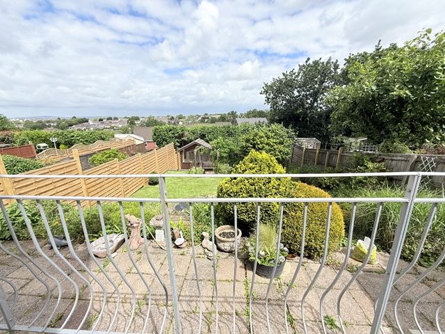 Property photo 2 of 21