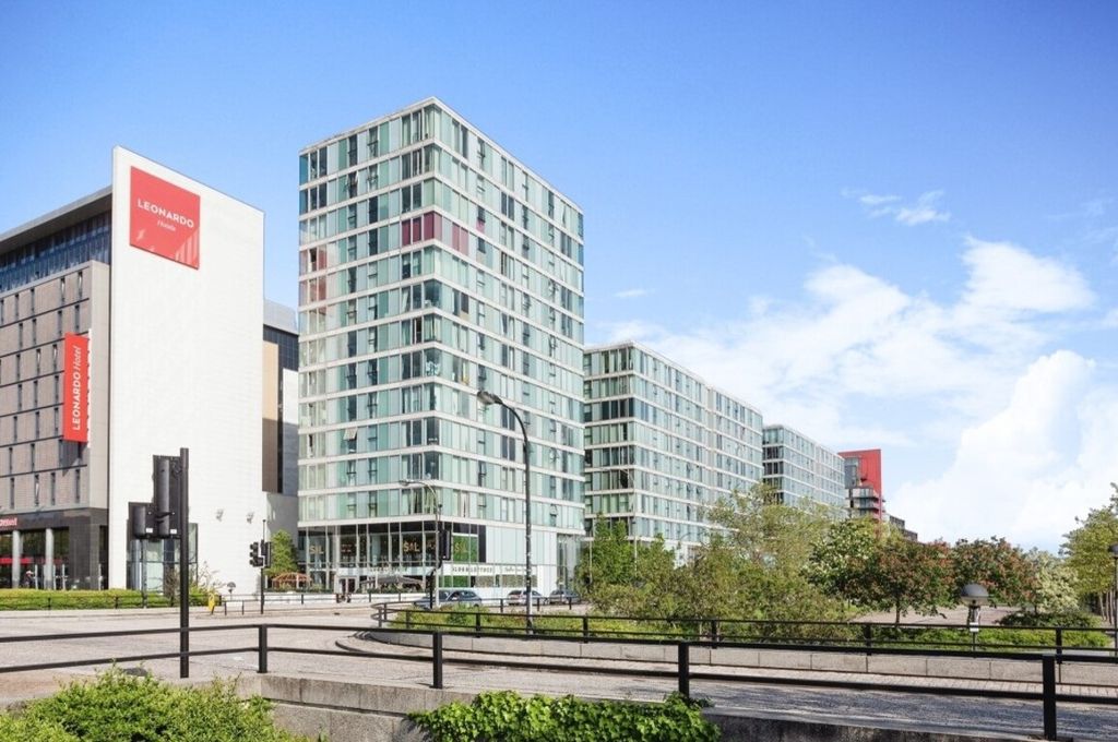 Property photo 1 of 17