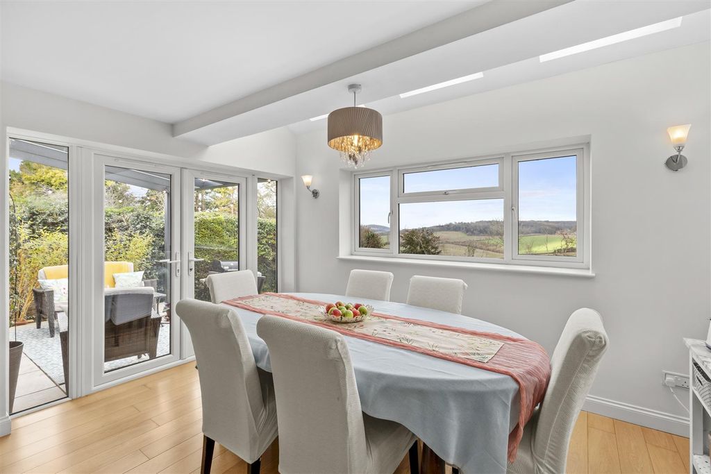 Property photo 3 of 24