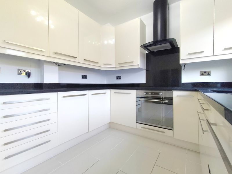 Property photo 2 of 22 Photo 26