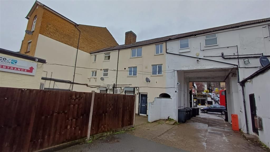 Property photo 2 of 3