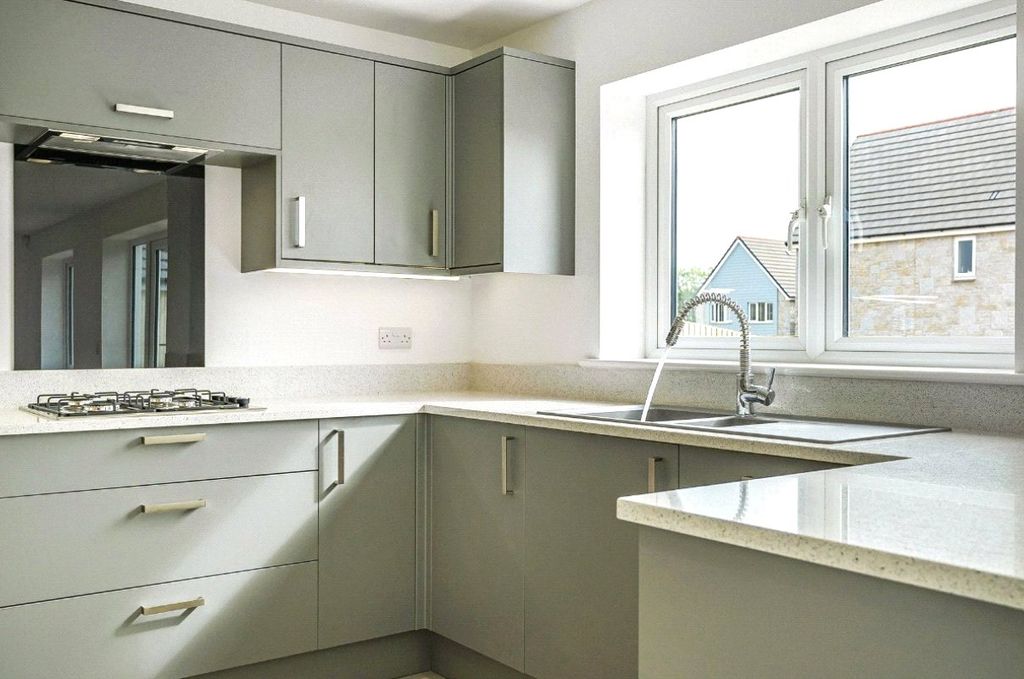 Property photo 2 of 13 Picture No. 04