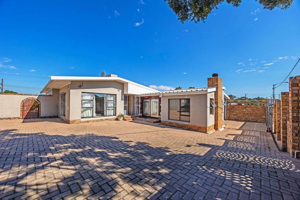 Property photo 1 of 27 Dbv1735622