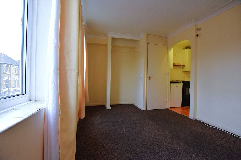 Property photo 2 of 9 Picture No. 04